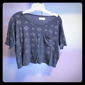 Hollister crop tee